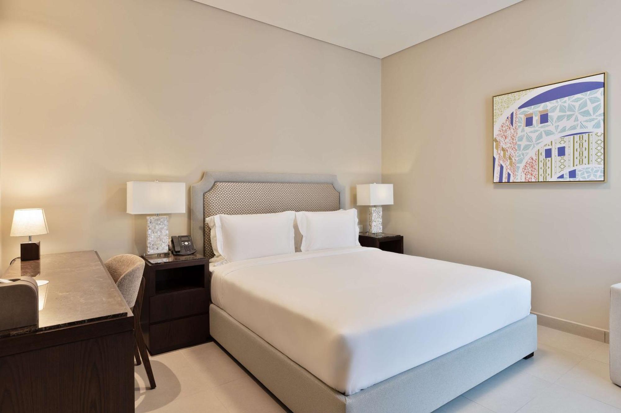 Hotel Doubletree By Hilton Downtown Doha