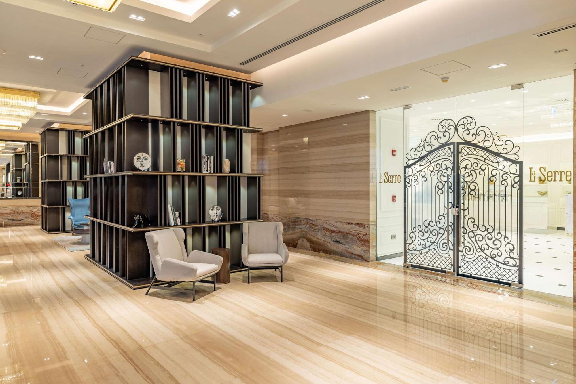 Doubletree By Hilton Downtown Hotel 5*